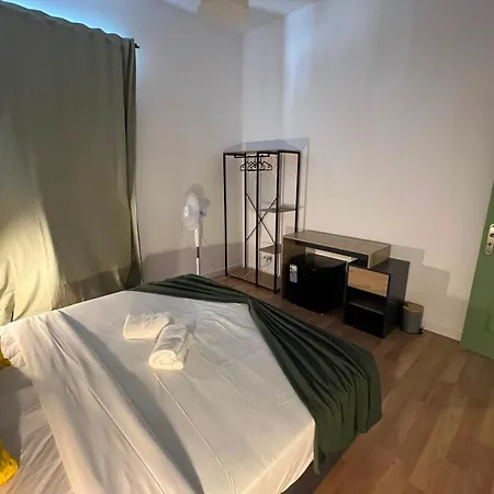 7 Requinte Hostel *